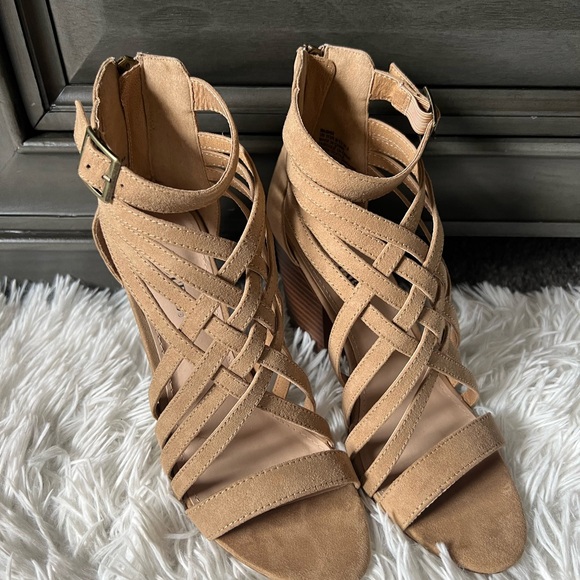 JUSTFAB heels for women’s - Picture 3 of 6